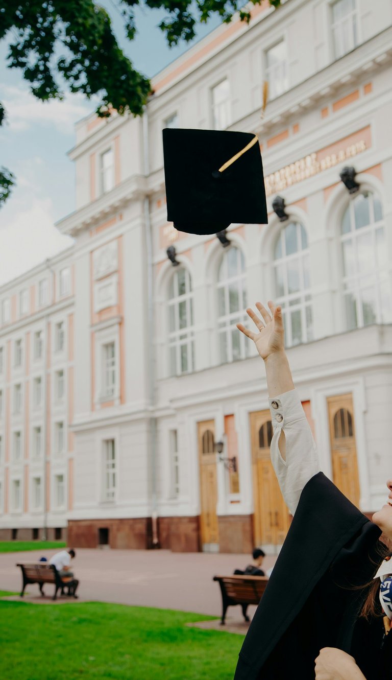 high school in canada, high school graduation, study in canada, admission requirements