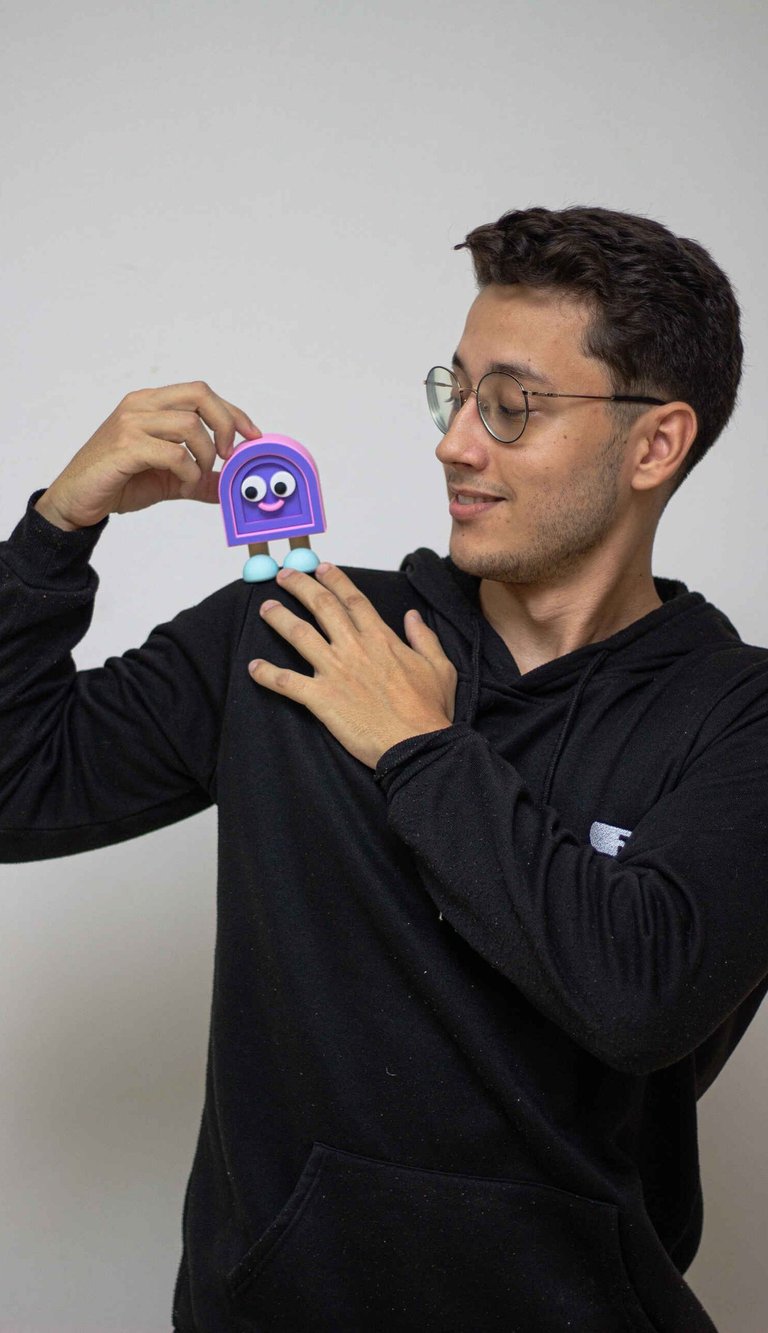 effect house archie cloves filho mascot