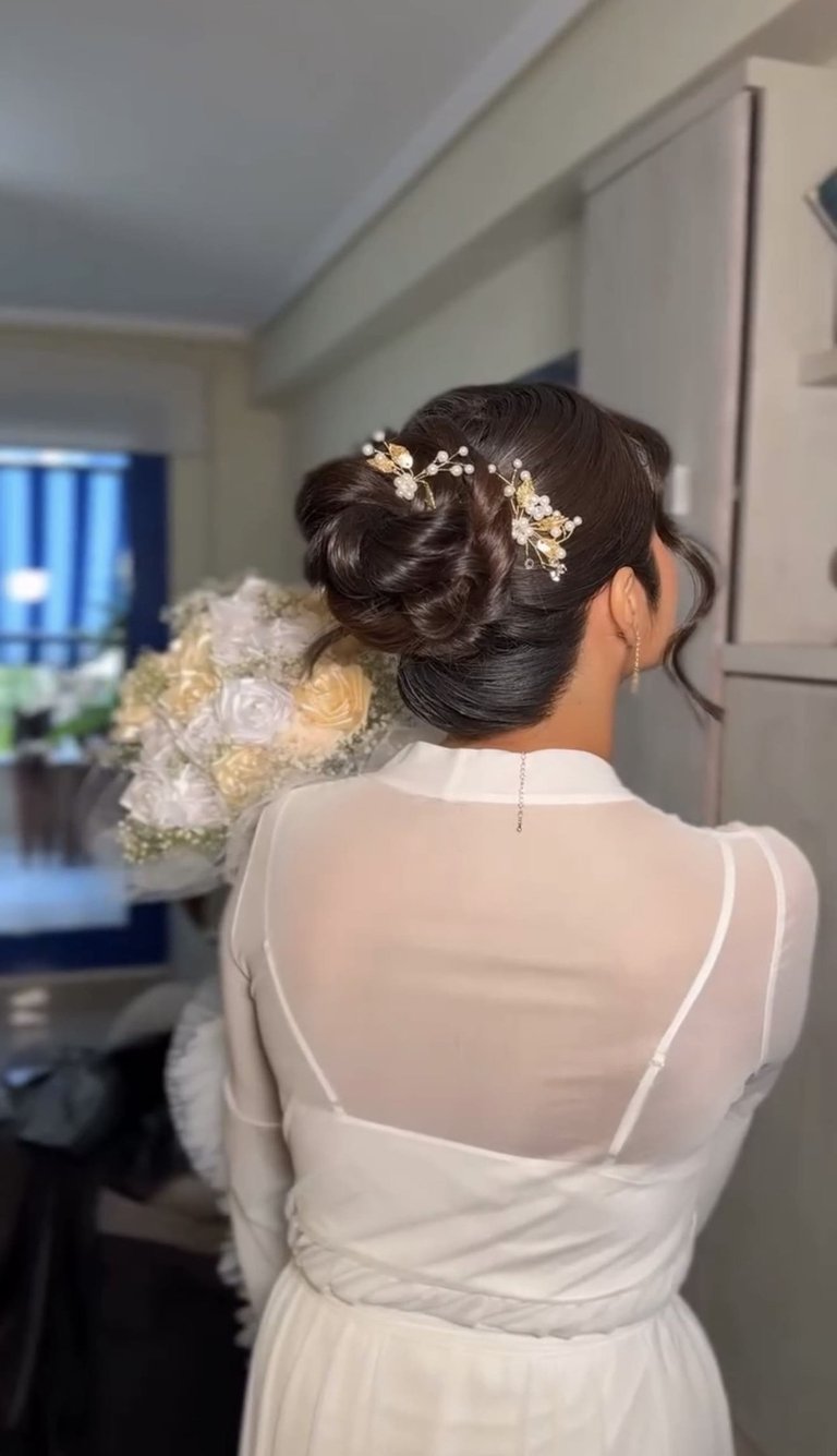 Maquillaje de novia personalizado según el rostro y estilo de la boda