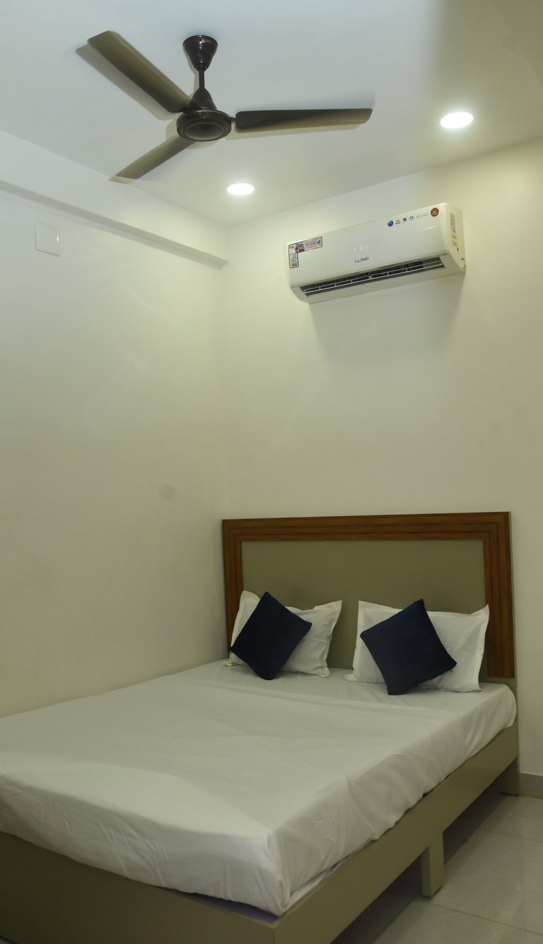 Clean And Nice Budget Room At Hotel JK Morbi