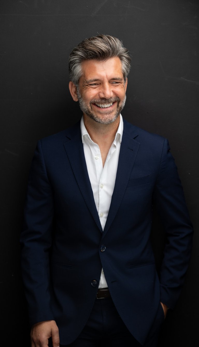 Principal Consultant's Photo