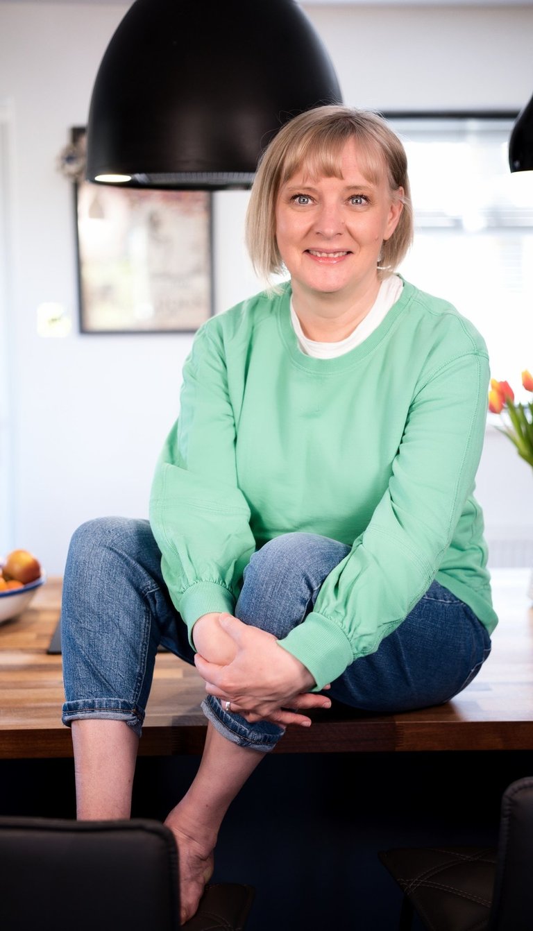 Lisa Painter Health Coach and Nutrition Coach in Surrey UK