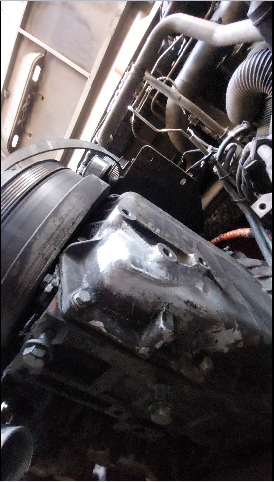 zavarivanje kartera autobusa na licu mesta