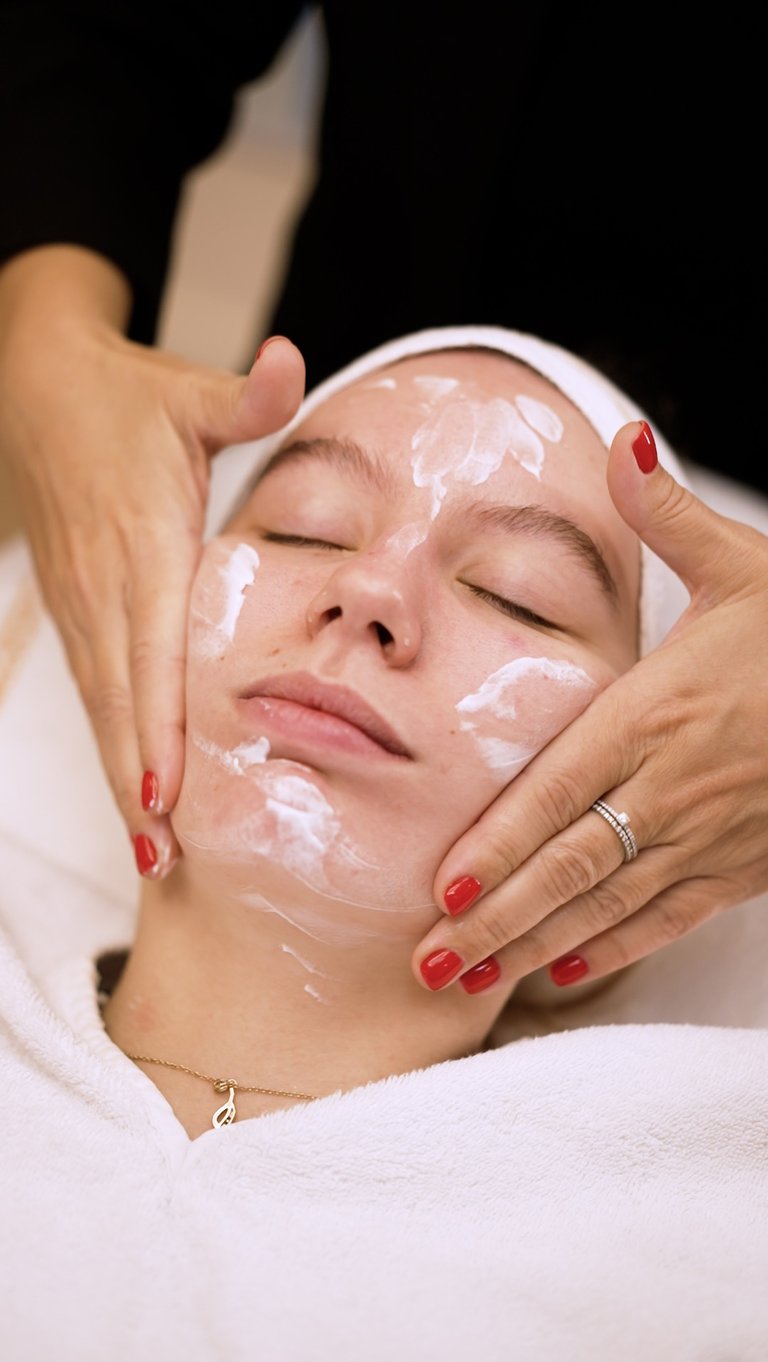 soin de nettoyage des pores à bruxelles - Medi Kiss Dermaclinic