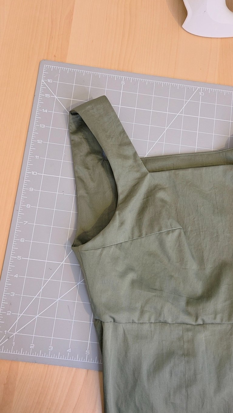 détail robe sur-mesure