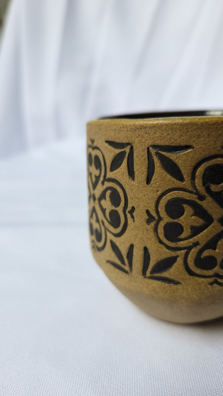 Taza Lisbon de cerámica artesanal hecha a mano en Madrid colección Lisbon