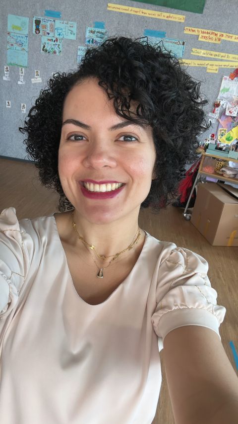 Profile picture of Brisa Enéas, founder of BE.