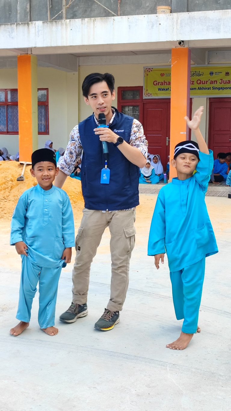 SD Juara Batam Harumas Berbagi PT Usaha Kiat Permata CSR