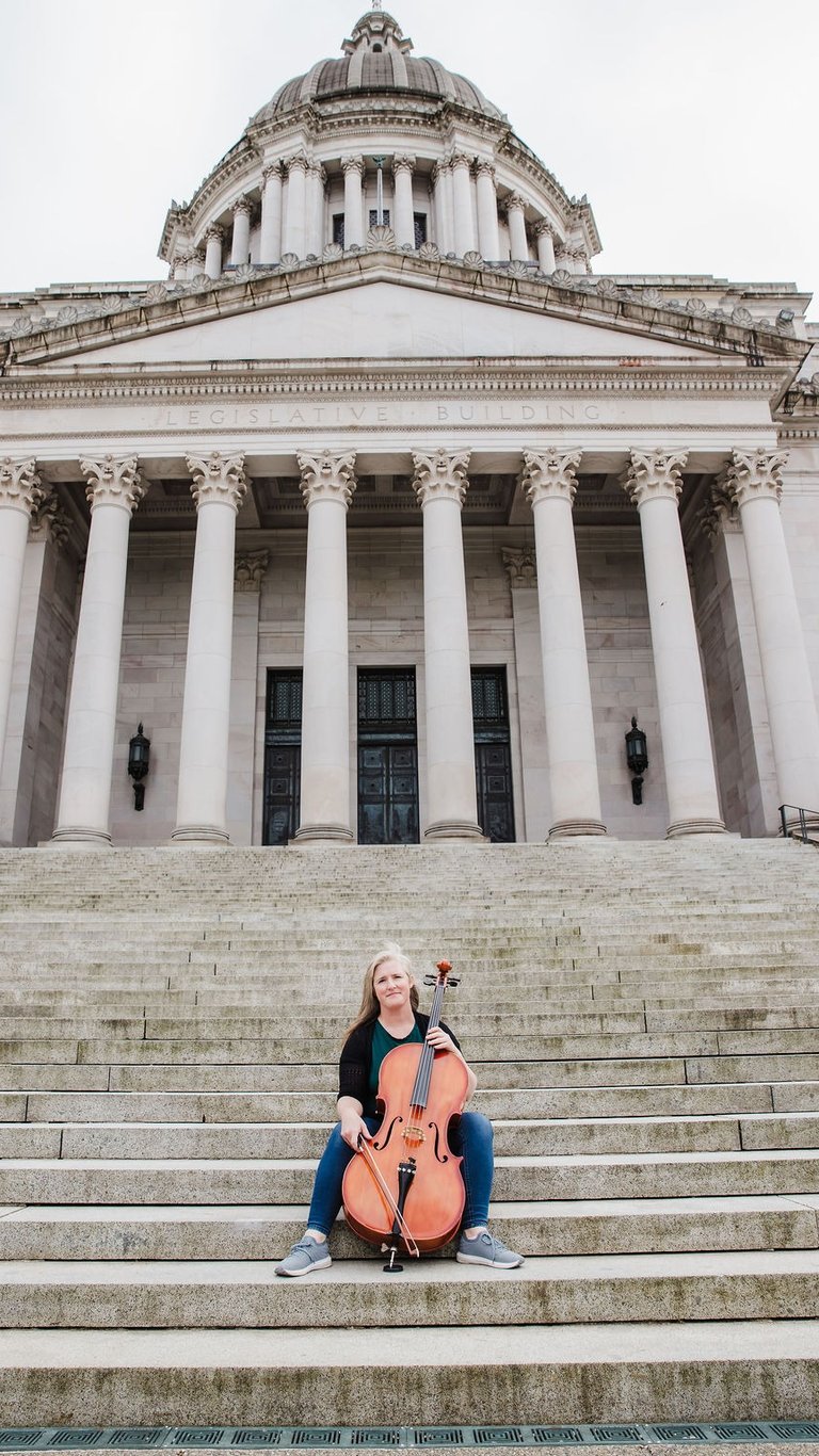 Cello lesson instructor at Olympia capitol
