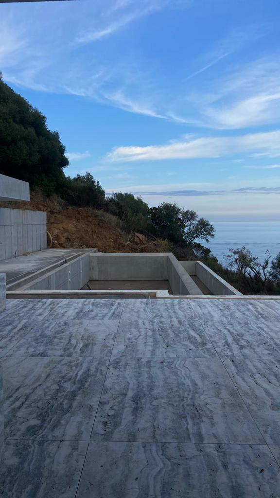 travertine garden grey tiles