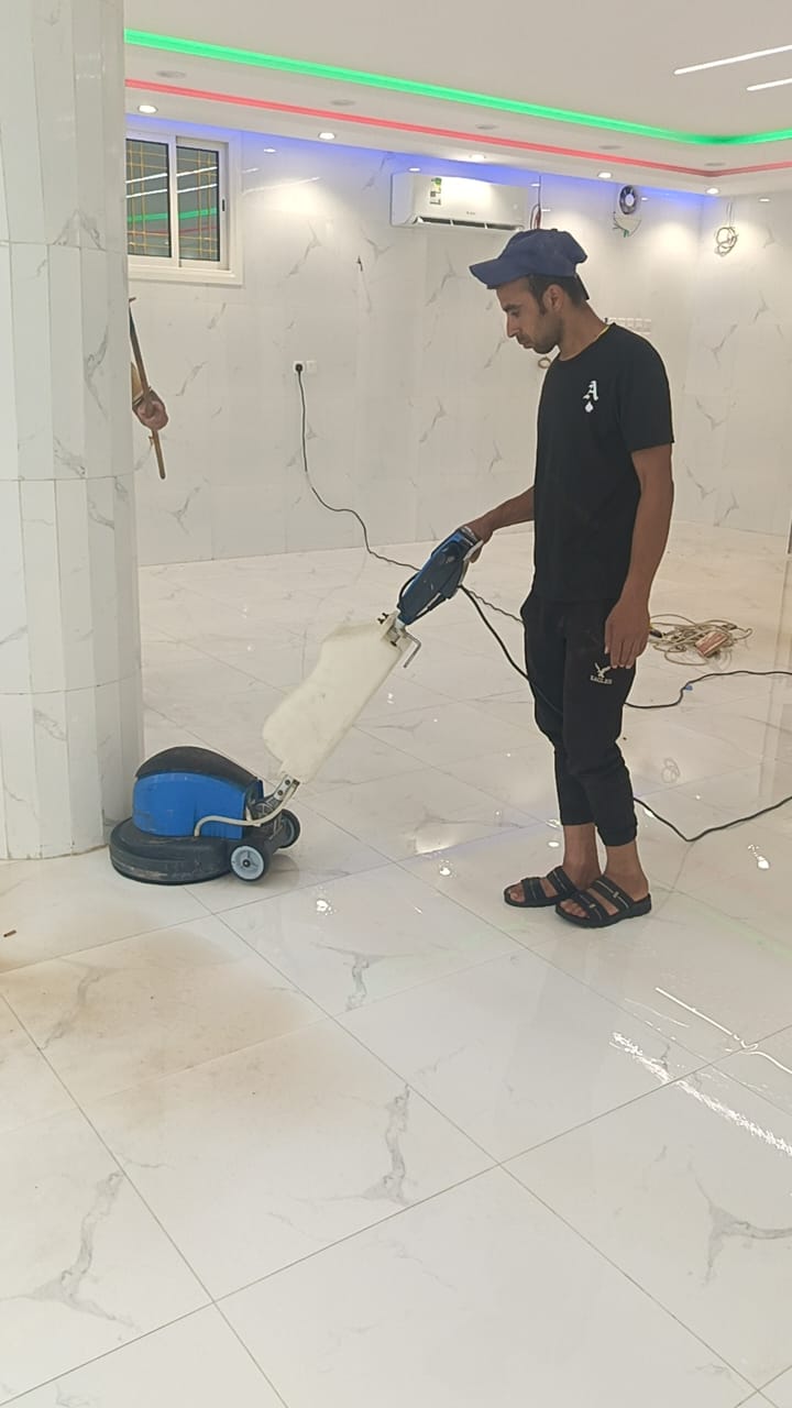 تنظيف البلاط الموزايكو 