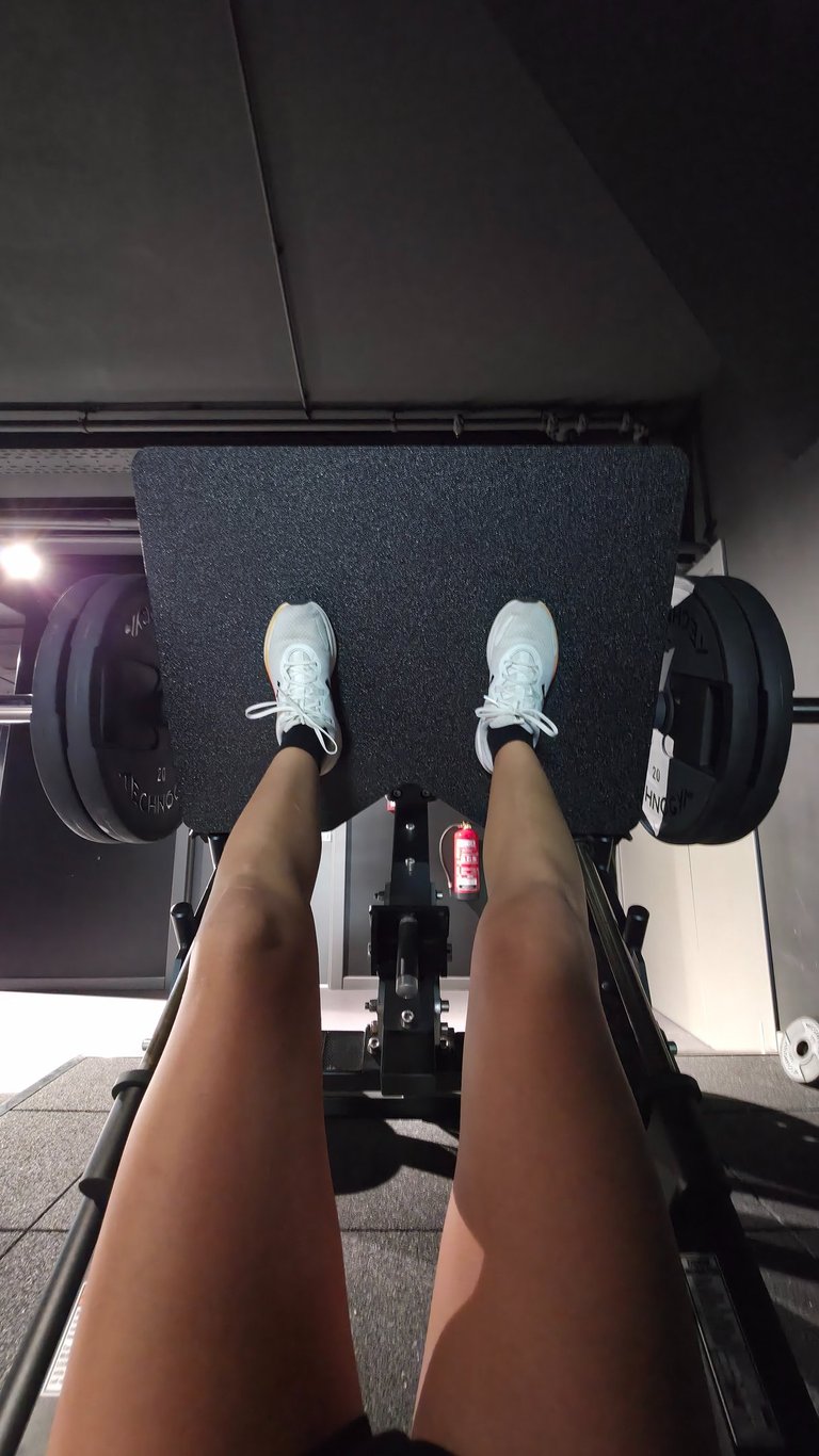 Agustina Flores haciendo ejercicio