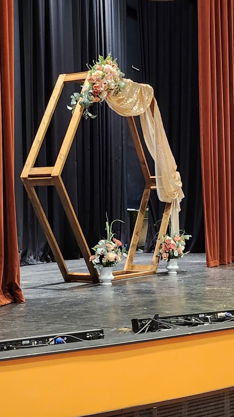 Hexagonal Archway for weddings available for rent