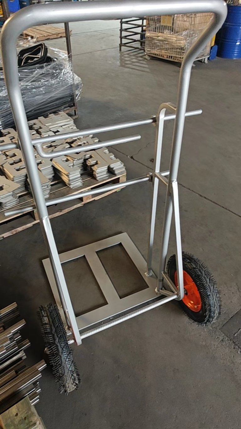 Heavy-Duty Welded Material Handling Solutions