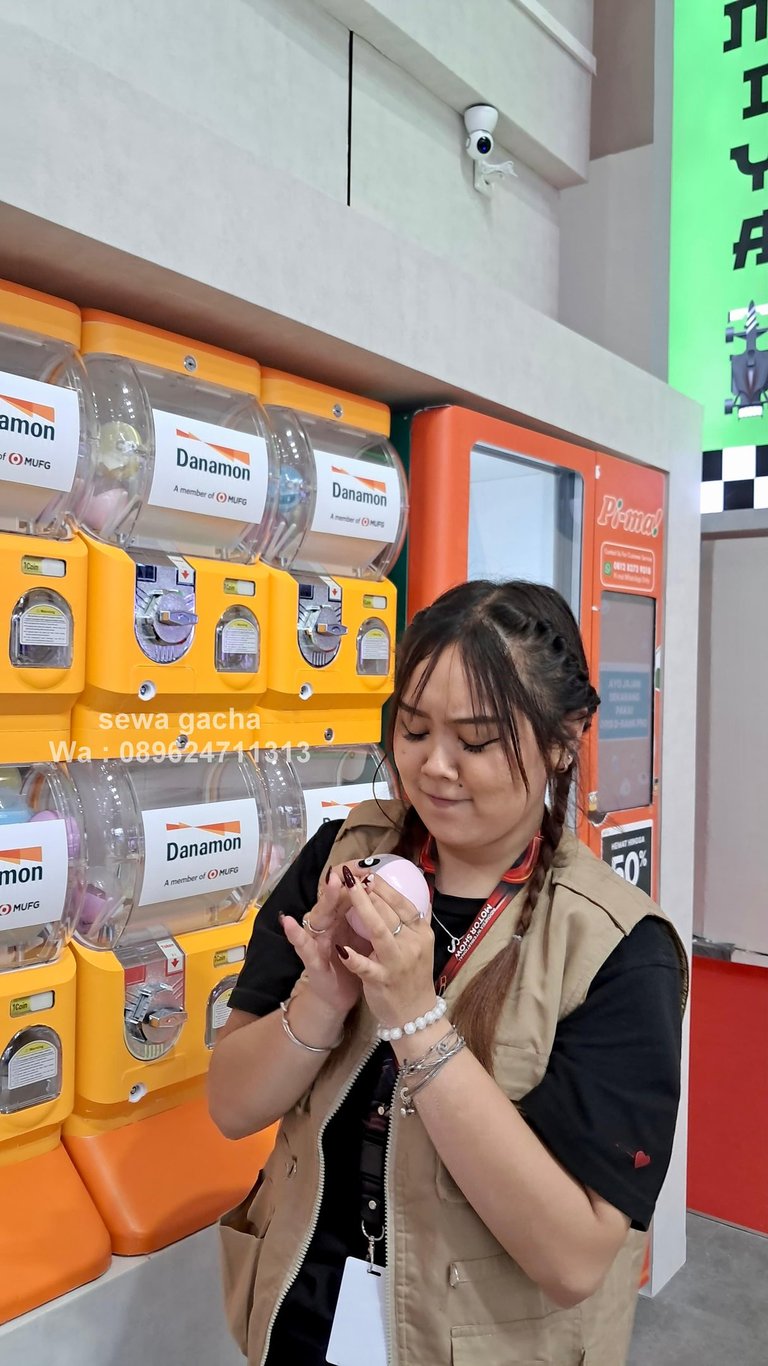 Sewa mesin gacha gachapon custom