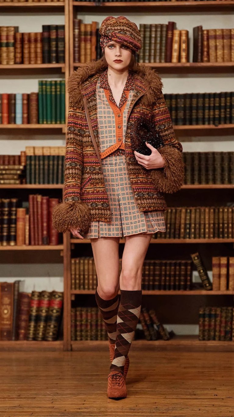 Ann Gior Makeup Artist for Anna Sui on model Kate McNamara