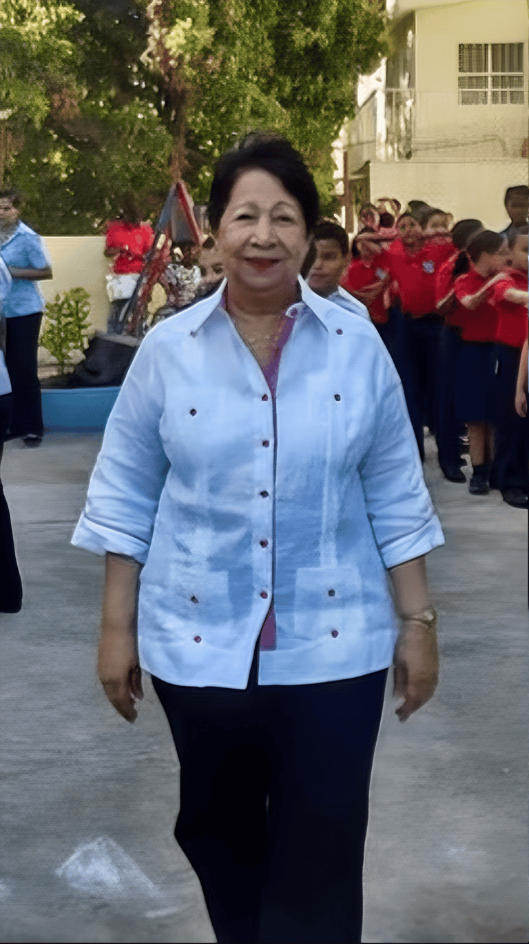 Directora Anna Santelises
