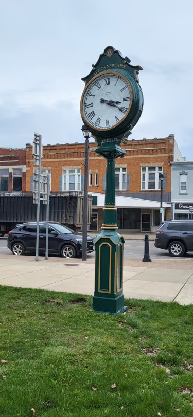 2 face postclock in PA .https://www.streetclockdepot.com