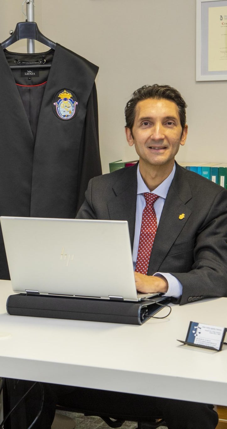 Juan Carlos, dueño de Bufete Aguilar Pantoja