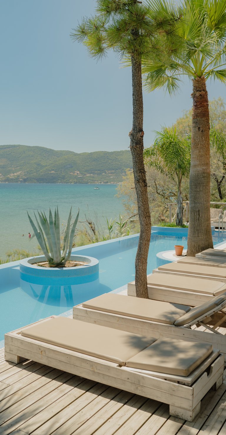 Gloria Maris Hotel Suites and Villa infinity pool