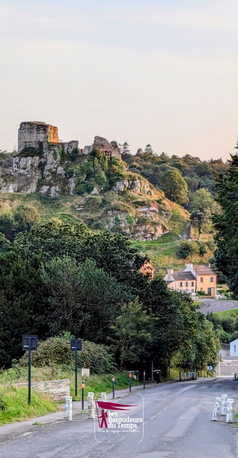 chateau la roche maurice