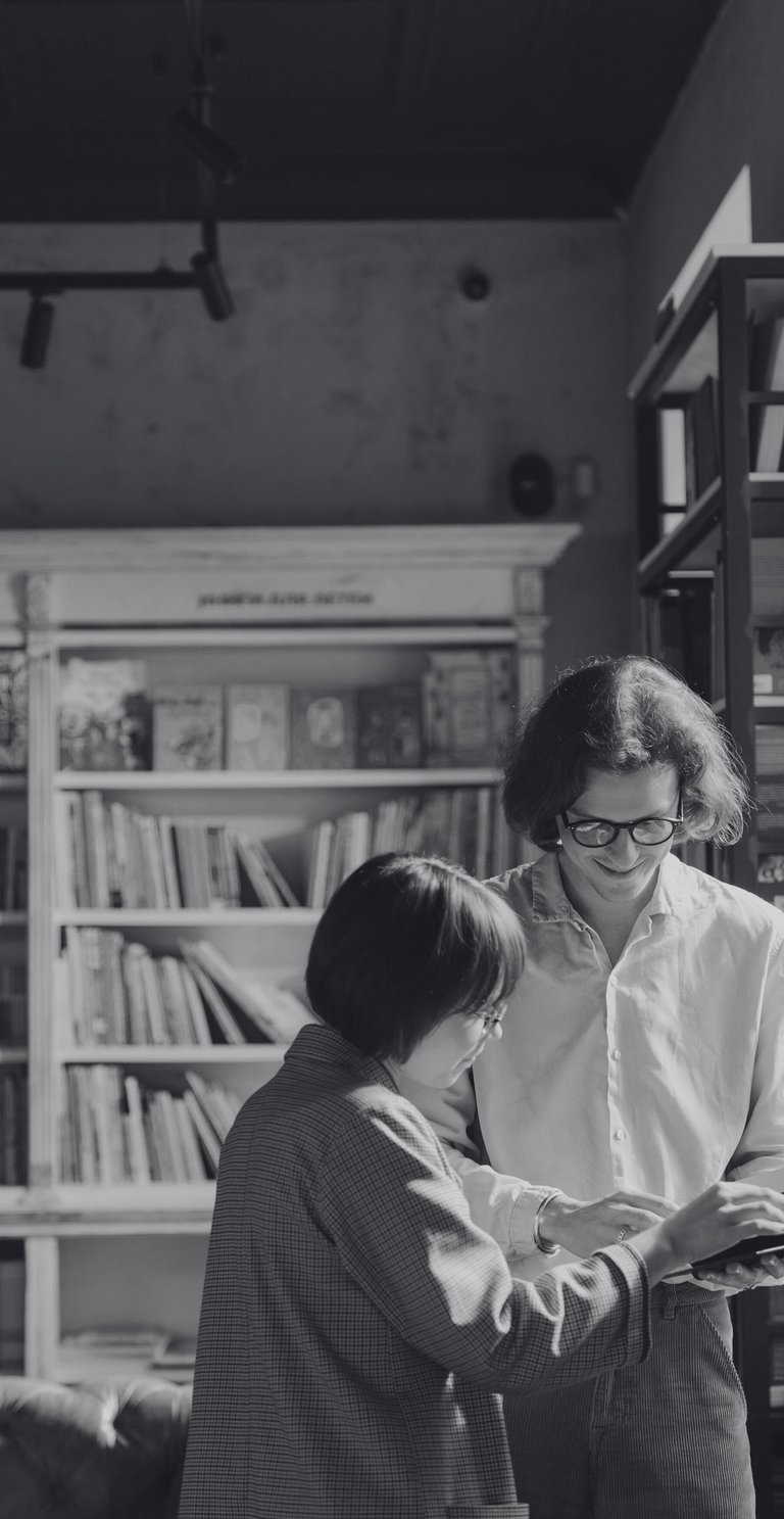Authentic connection forming as a couple shares their love of books