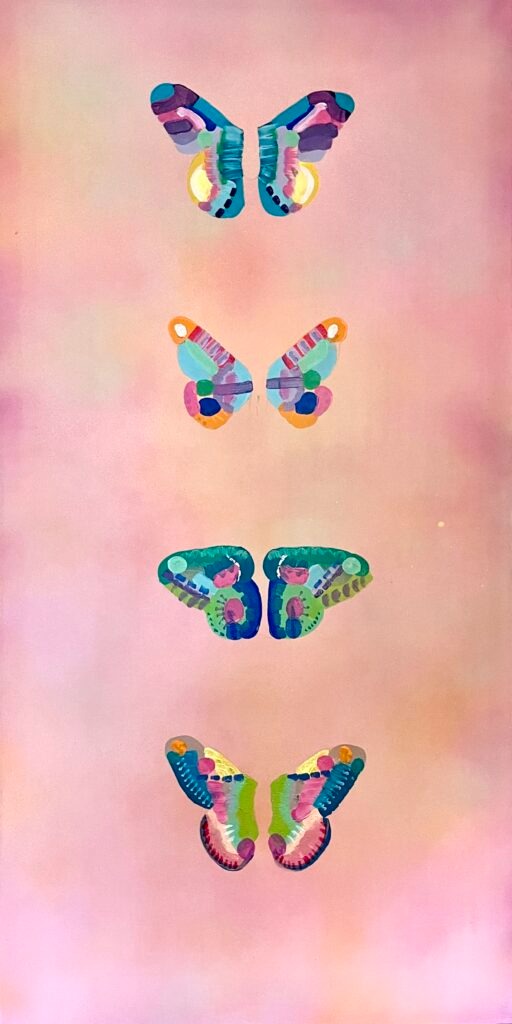 sus manos sobre mi pecho