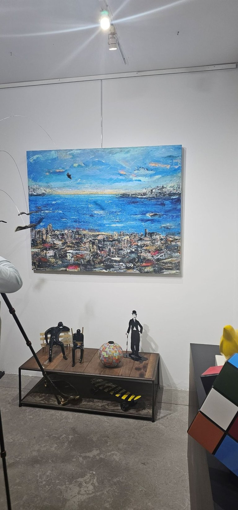 Jessy Tabet painting at Jacques Ouaiss Gallery