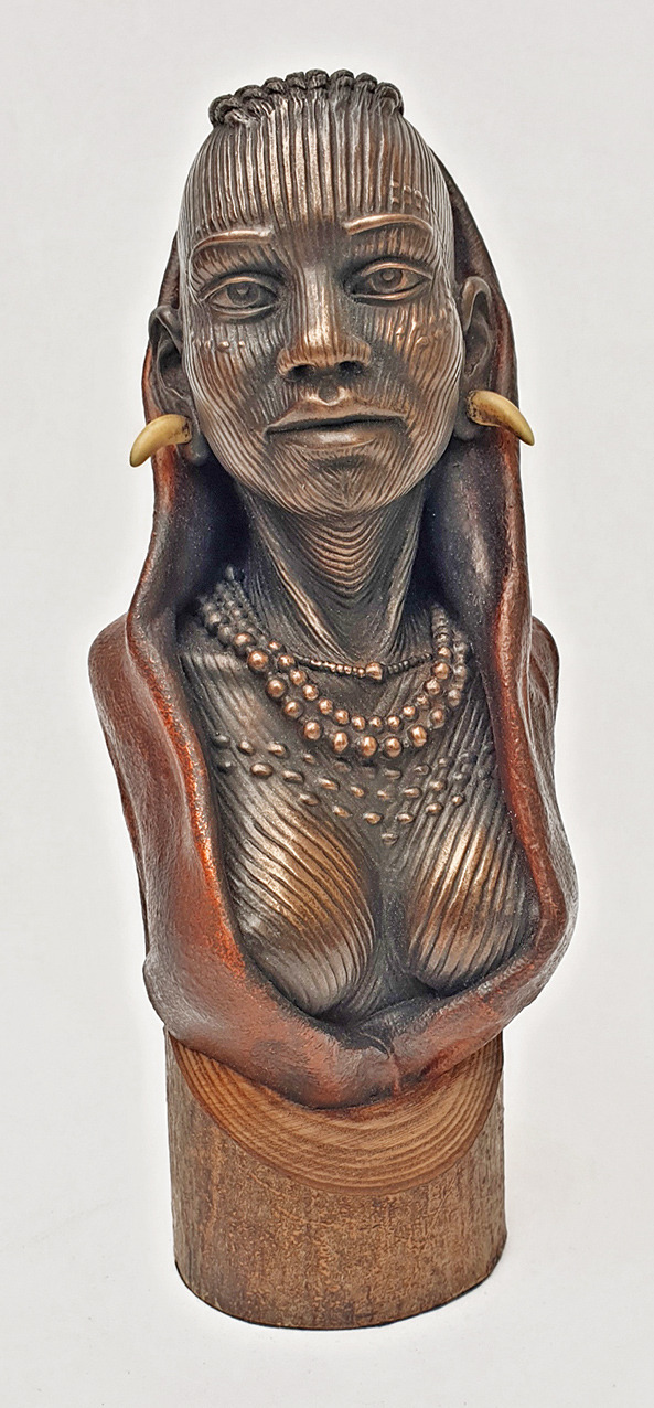 Stylised female sculpture produced using custom 3D sculptural services