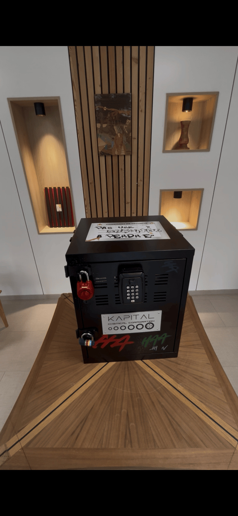 Escape room box transportable super héros