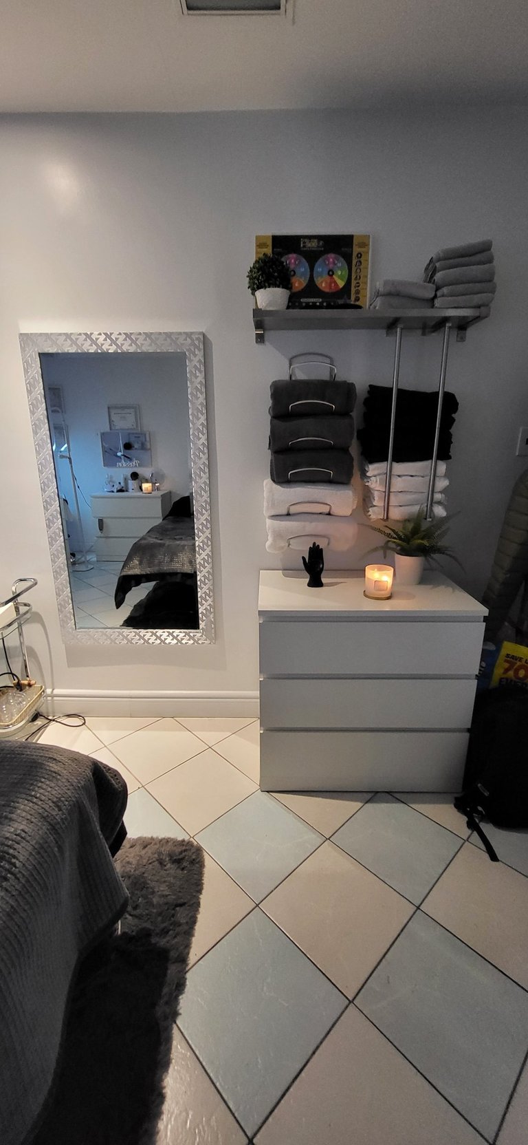 Salle de Soin Belly Belle Épilation laser & cils, Montréal, Villeray, St-Michel