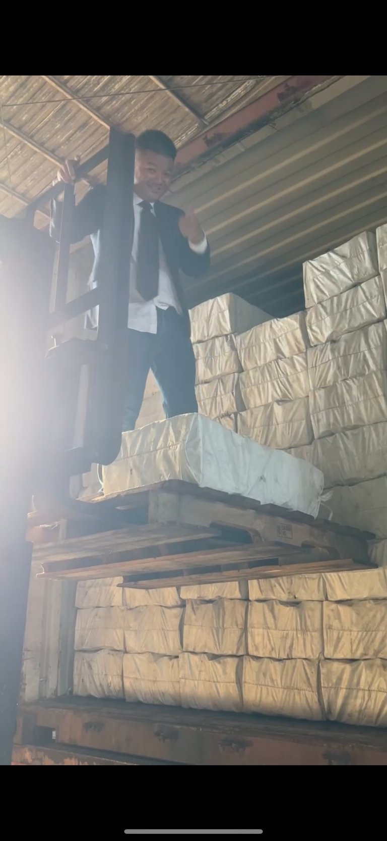 Earthange Vietnam mangrove charcoal supplier