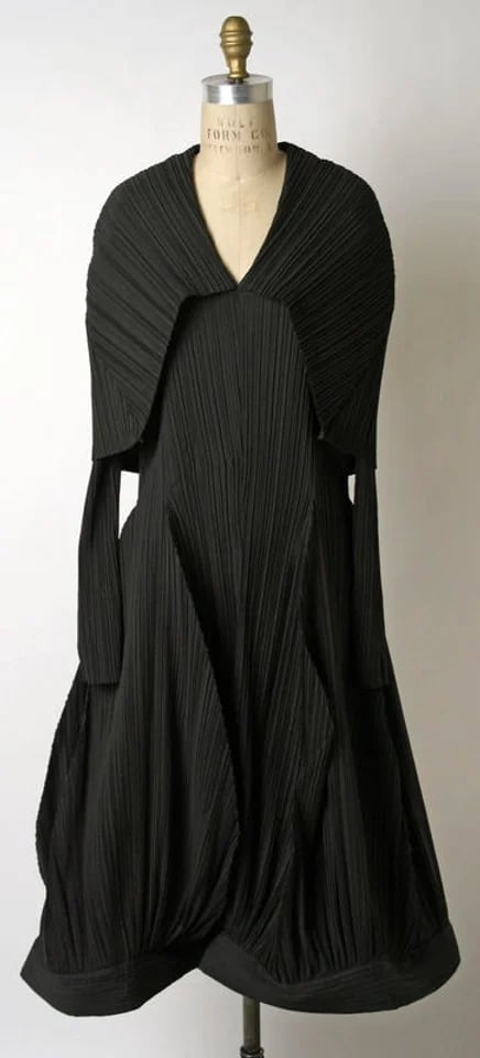 Issey Miyake | © Cookingwiththehamster