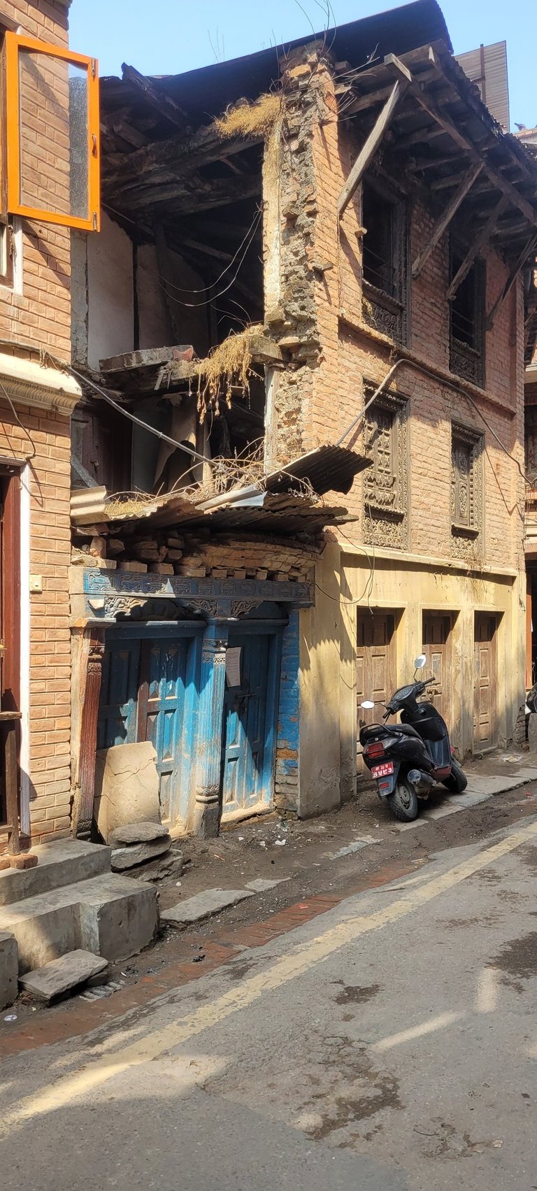 nepal, bhaktapur, explore nepal, travel nepal