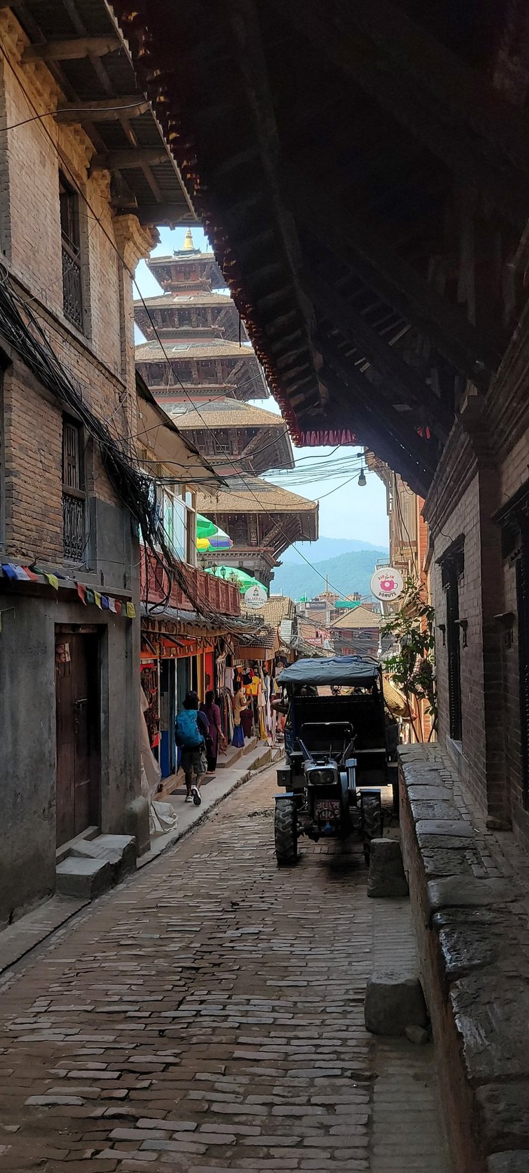 nepal, bhaktapur, explore nepal, travel nepal
