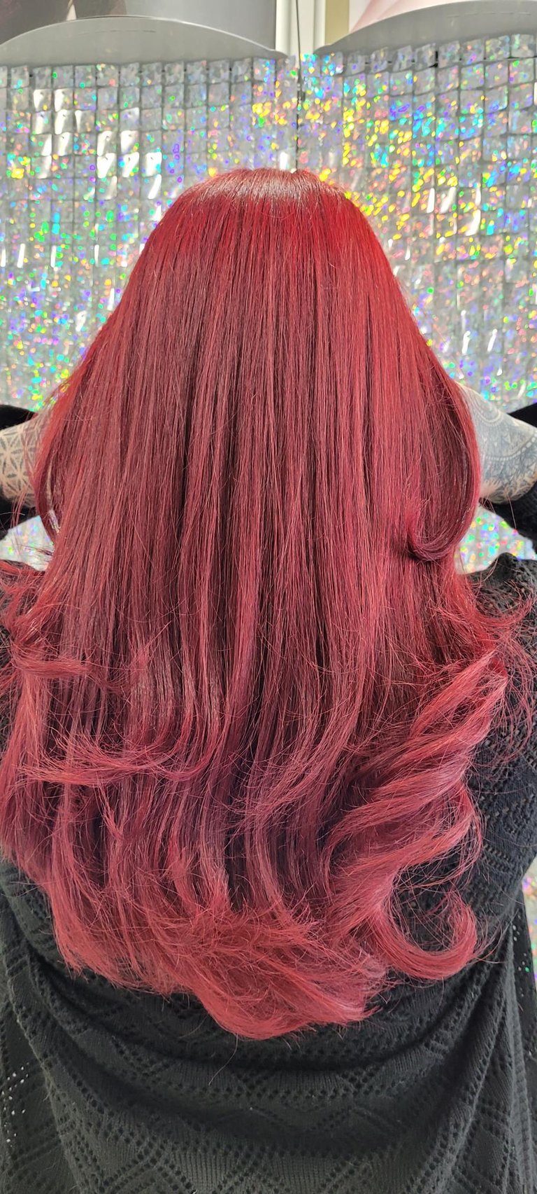 Long red voluminous waves