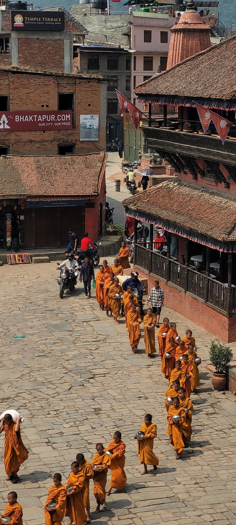 nepal, bhaktapur, explore nepal, travel nepal