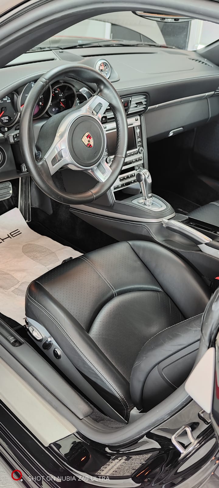 Porsche 911 - Pulizia e lavaggio interni