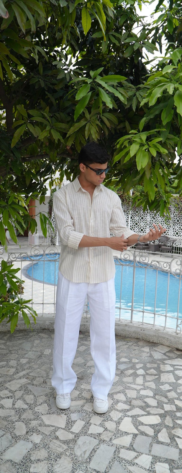 linen trousers