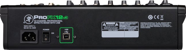 Conexiones traseras de la mesa de mezclas Mackie ProFX12v3 para audio y USB