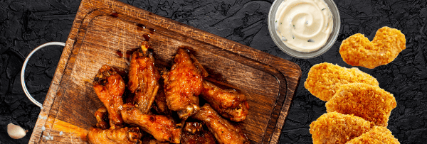 Catégorie des produits surgelés : nuggets, ailes de poulet et autres.