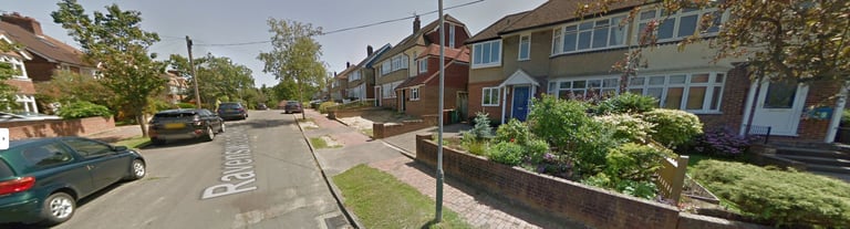Ravenswood Avenue, Tunbridge Wells, Kent TN2 2SG, TN2 3SJ & TN2 3SQ