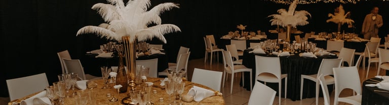 Décoration de table mariage sur mesure thème gatsby