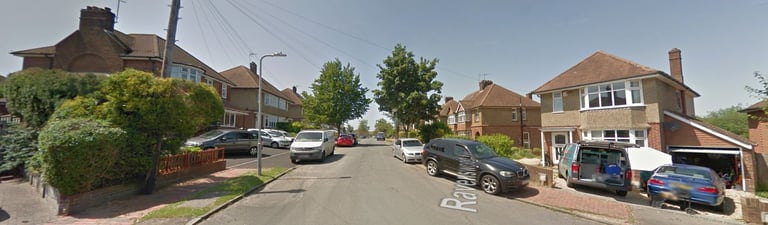Ravenswood Avenue, Tunbridge Wells, Kent TN2 2SG, TN2 3SJ & TN2 3SQ