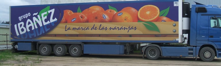 rotulación integral vinilos camión Ibáñez