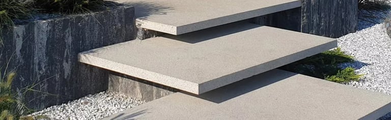Floating steps