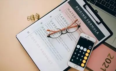 Business tools and documents used for pricing strategy and market positioning analysis