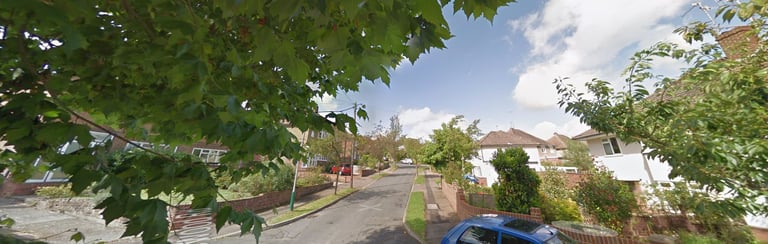Pinewood Road, Tunbridge Wells, Kent  TN2 3SH