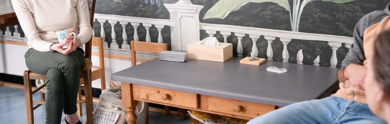 Audrey en intervention lors d'un atelier collectif avec des parents