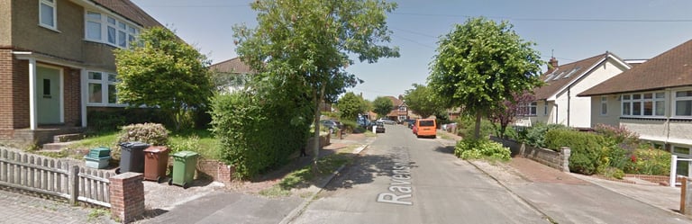 Ravenswood Avenue, Tunbridge Wells, Kent TN2 2SG, TN2 3SJ & TN2 3SQ